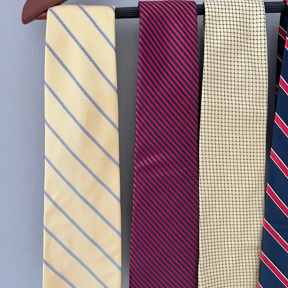 Nautica Ties Bundle of 4 100% silk - Picture 2 of 6